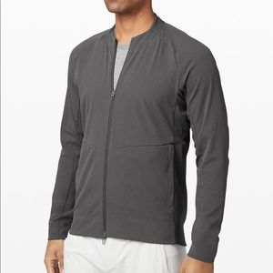 🍋Lululemon AIRING EASY BOMBER🍋